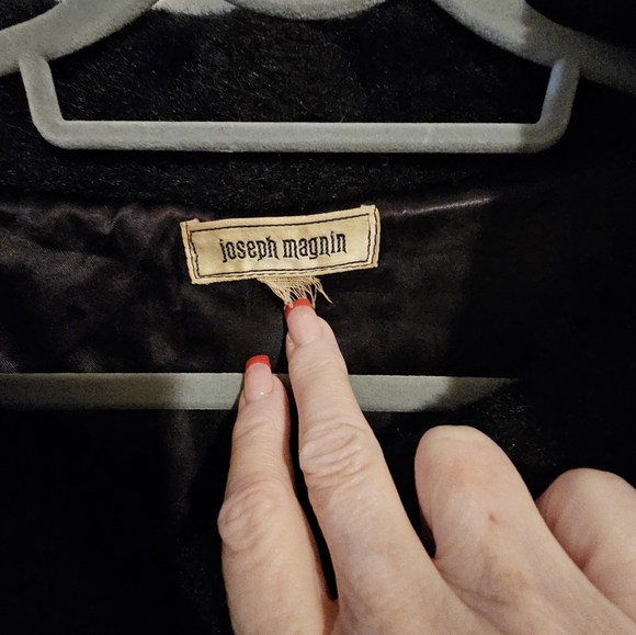 Joseph Magnin 70+ Faux Fur Cropped Coat - Picture 5 of 16